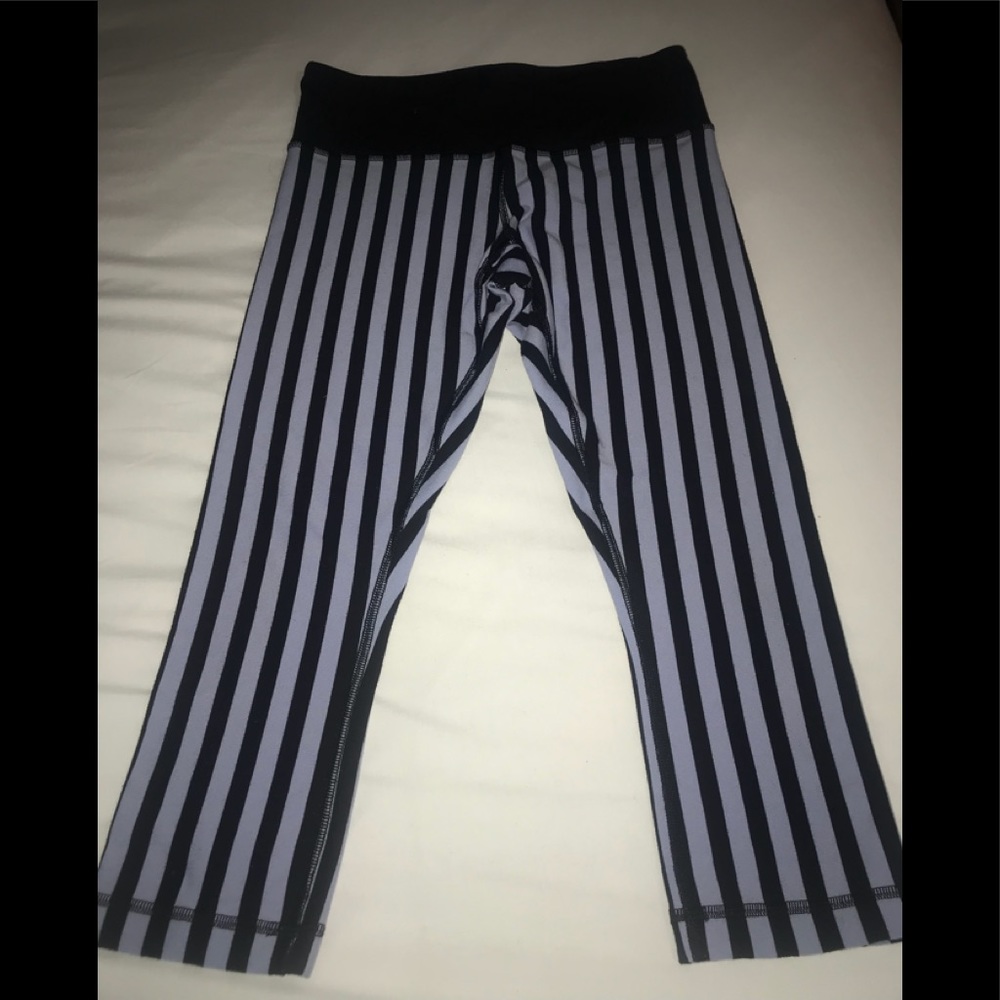Rare lululemon Capri tights
